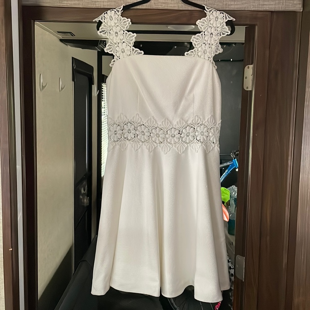 Ted Baker - White Dress - Size 12 (Ted 4)